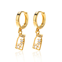 Load image into Gallery viewer, Flower Drop Earrings Gold