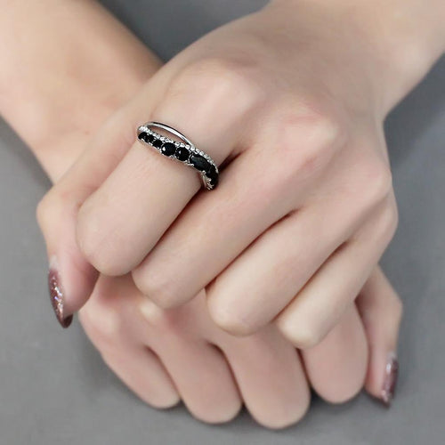 Black Gem Curve Ring [variant_title]