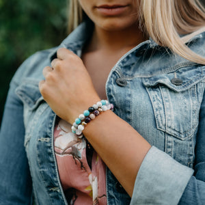 Bracelet - Women's Beaded Bracelet | Howlite, Aquamarine, Amethyst Gemstones