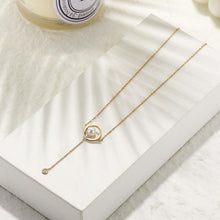 Load image into Gallery viewer, Pearl Circle Pendant Necklace [variant_title]
