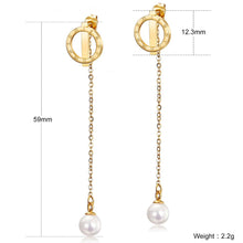 Load image into Gallery viewer, Pearl Dangle Earrings [variant_title]
